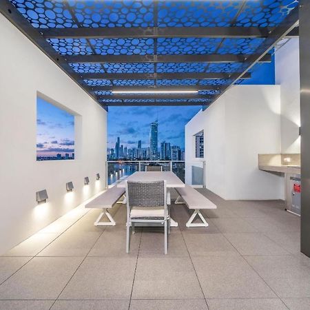 Serenity Surfers Paradise Gold Coast Eksteriør billede