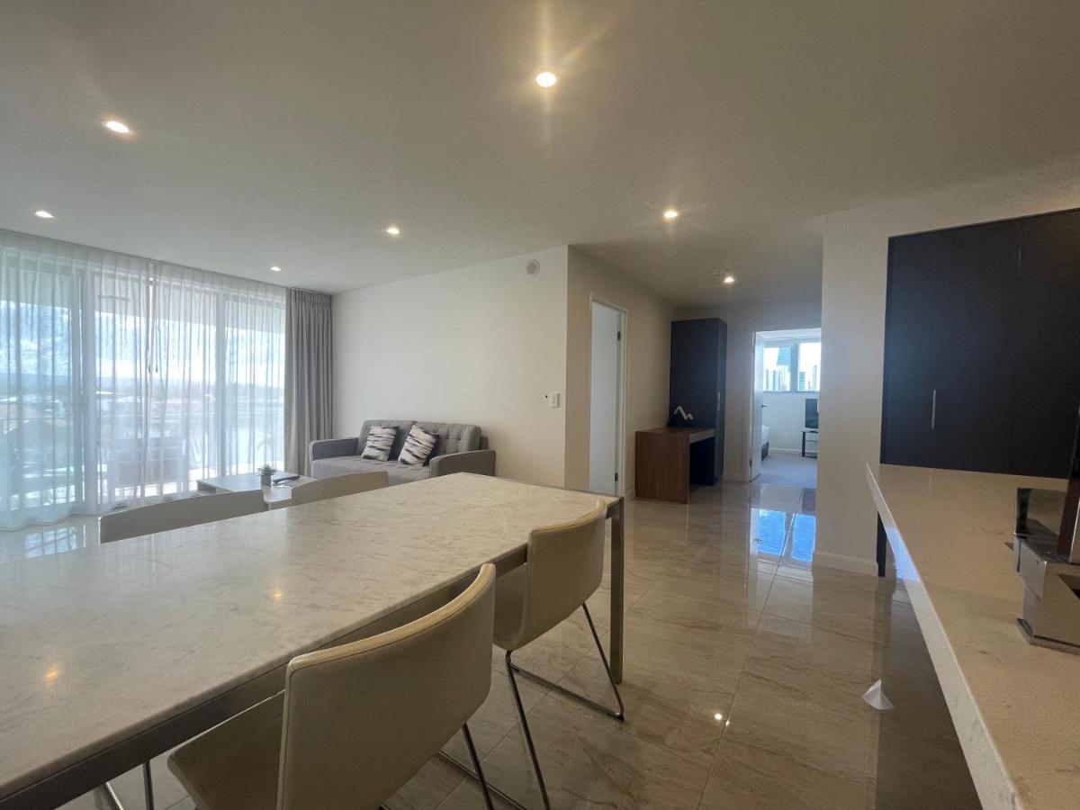 Serenity Surfers Paradise Gold Coast Eksteriør billede